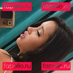 Lia Ponce Onlyfans Photo Gallery 