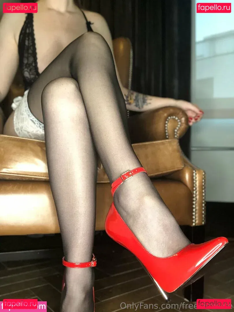 freesimwise Onlyfans Photo Gallery 