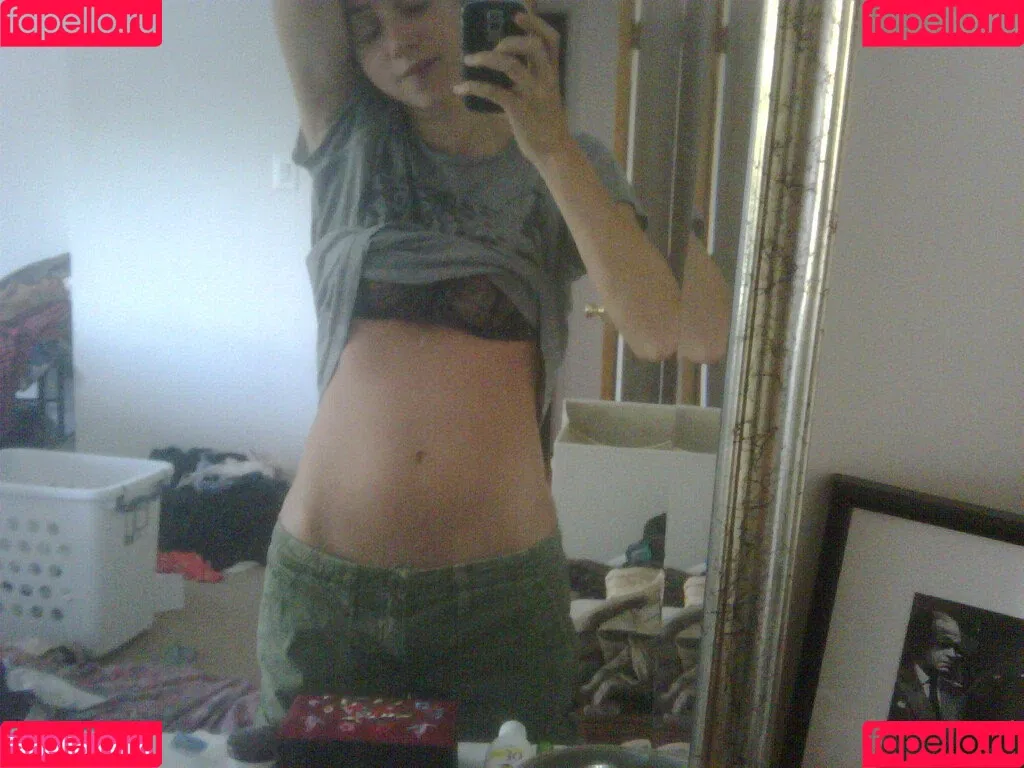Zoe Kazan Onlyfans Photo Gallery 