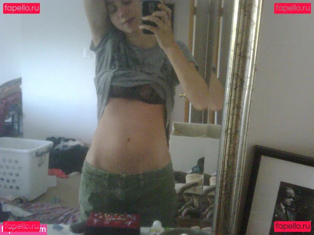 Zoe Kazan Onlyfans Photo Gallery 