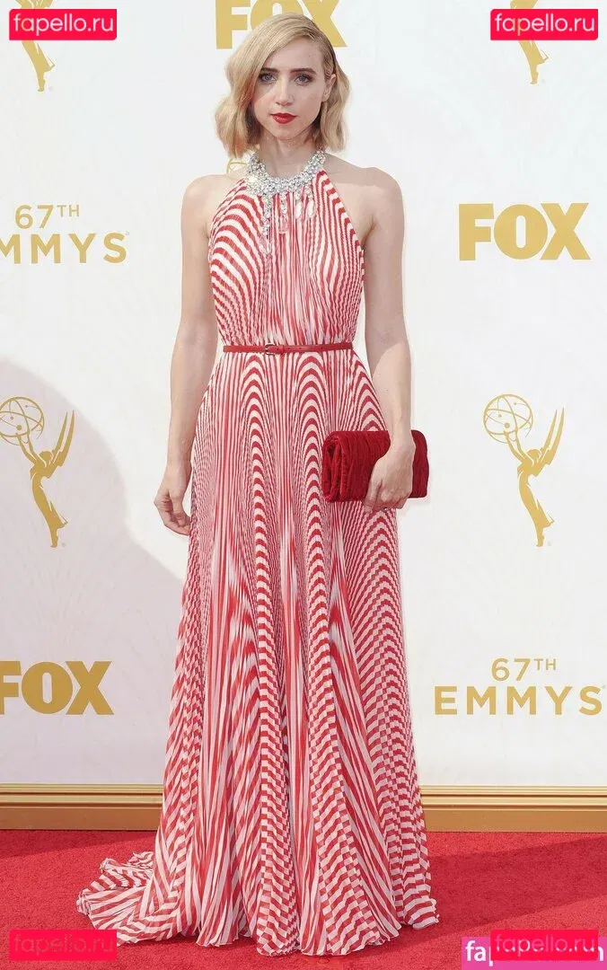 Zoe Kazan Onlyfans Photo Gallery 