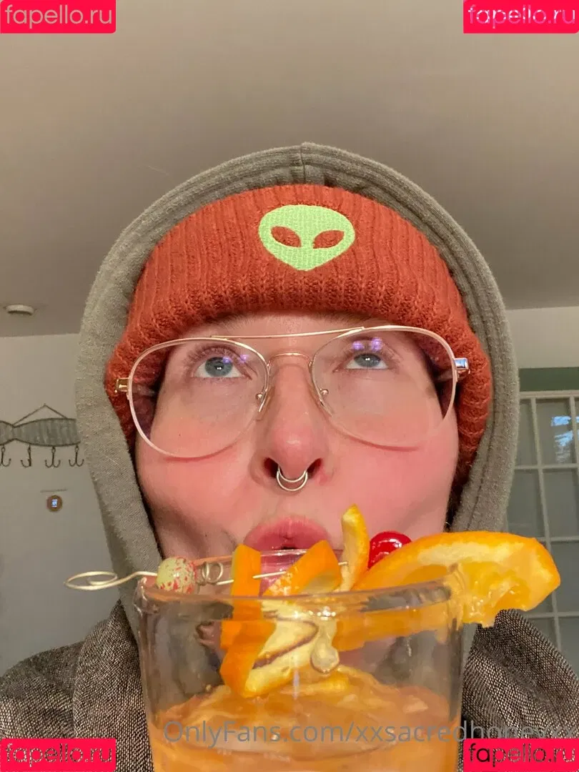 xxsacredhoneyxx Onlyfans Photo Gallery 