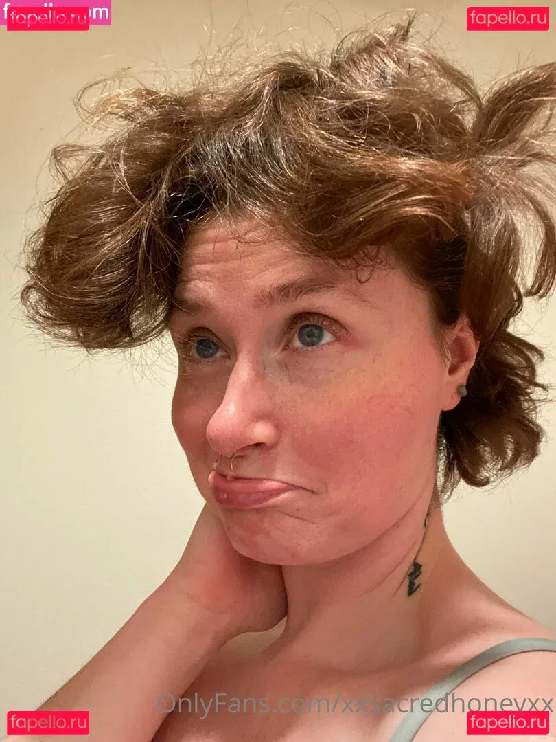 xxsacredhoneyxx Onlyfans Photo Gallery 