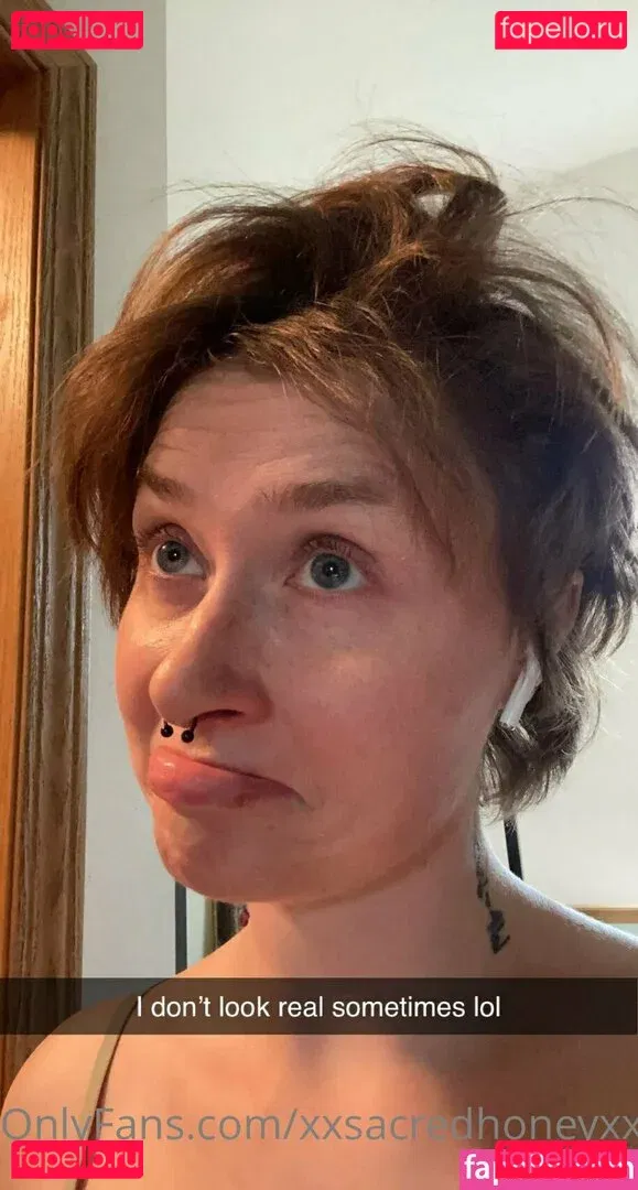 xxsacredhoneyxx Onlyfans Photo Gallery 