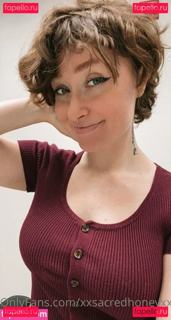 xxsacredhoneyxx Onlyfans Photo Gallery 