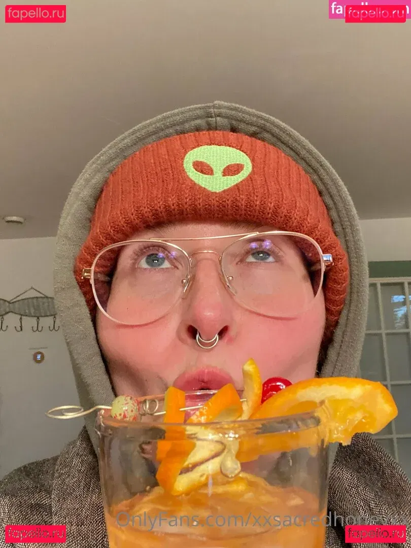 xxsacredhoneyxx Onlyfans Photo Gallery 