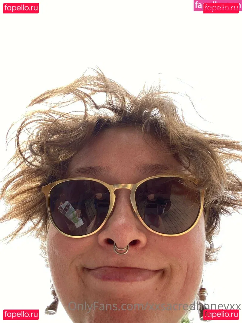 xxsacredhoneyxx Onlyfans Photo Gallery 