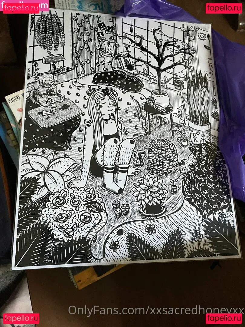 xxsacredhoneyxx Onlyfans Photo Gallery 