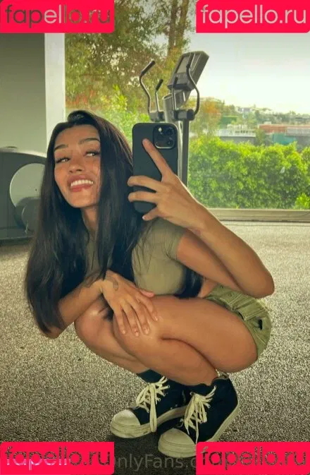 bootsthefeline Onlyfans Photo Gallery 