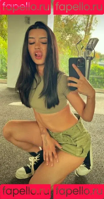 bootsthefeline Onlyfans Photo Gallery 