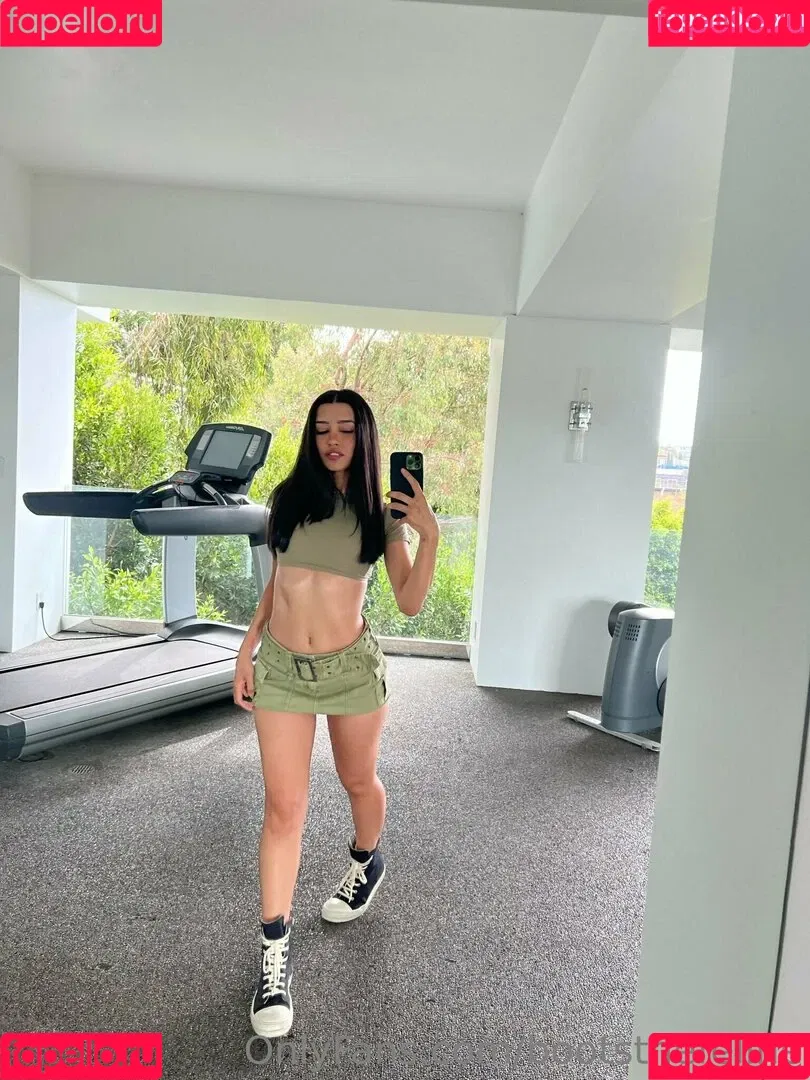bootsthefeline Onlyfans Photo Gallery 
