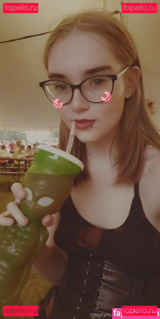 izzy_hellbourne Onlyfans Photo Gallery 