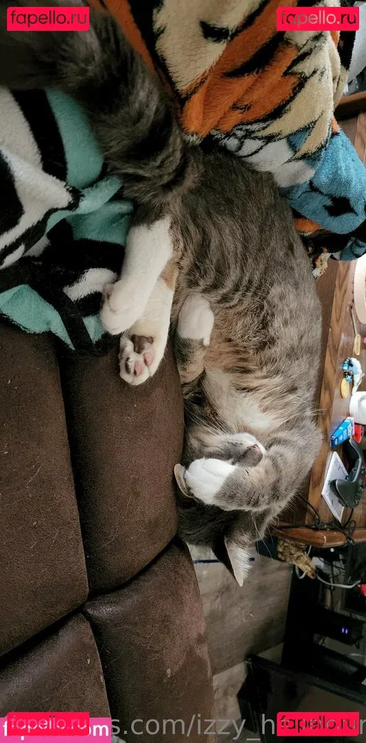 izzy_hellbourne Onlyfans Photo Gallery 