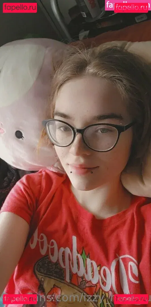 izzy_hellbourne Onlyfans Photo Gallery 