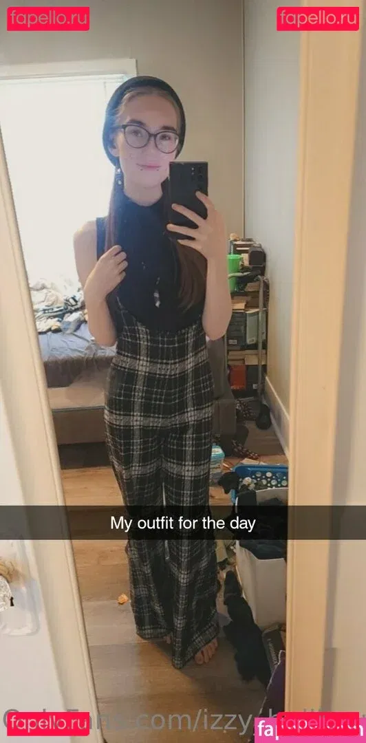 izzy_hellbourne Onlyfans Photo Gallery 