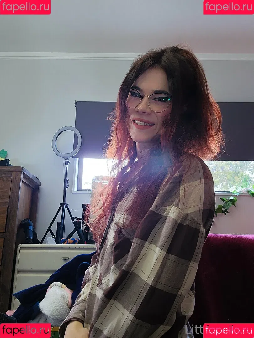 LittleMapleBerry Onlyfans Photo Gallery 