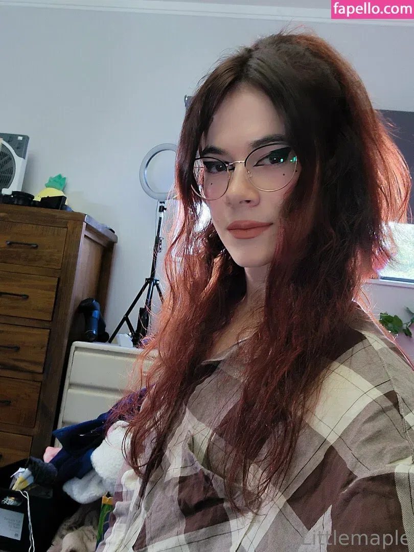 LittleMapleBerry Onlyfans Photo Gallery 