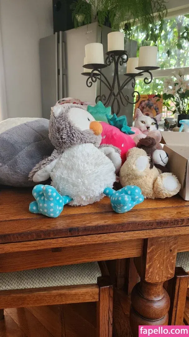 LittleMapleBerry Onlyfans Photo Gallery 