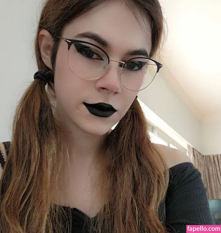 LittleMapleBerry Onlyfans Photo Gallery 