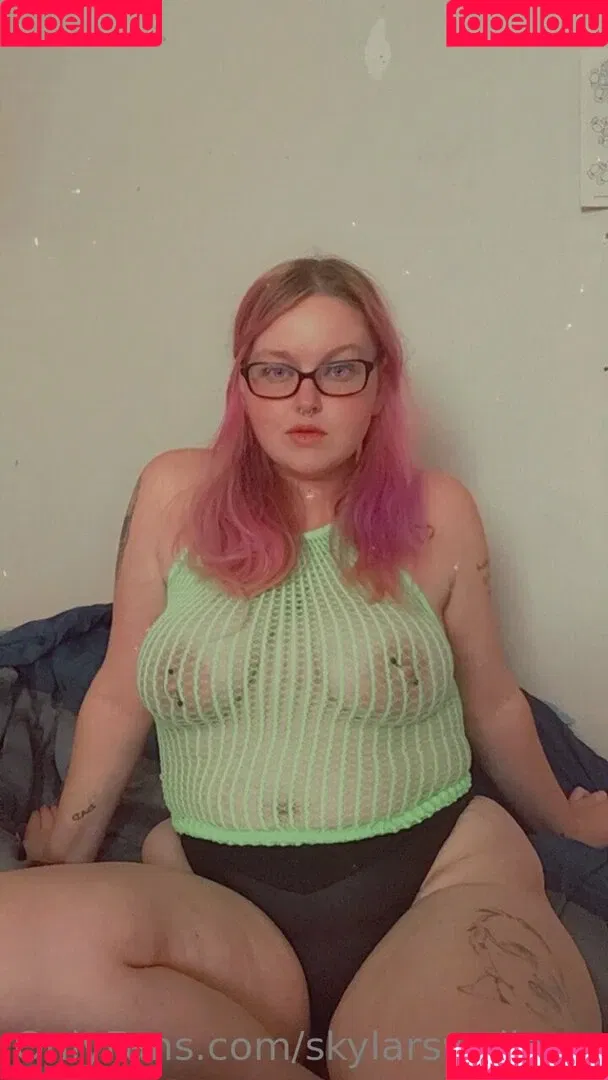 skylarswallows Onlyfans Photo Gallery 