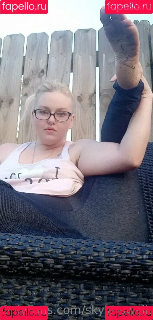 skylarswallows Onlyfans Photo Gallery 