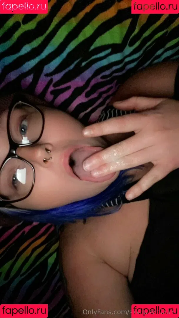 skylarswallows Onlyfans Photo Gallery 