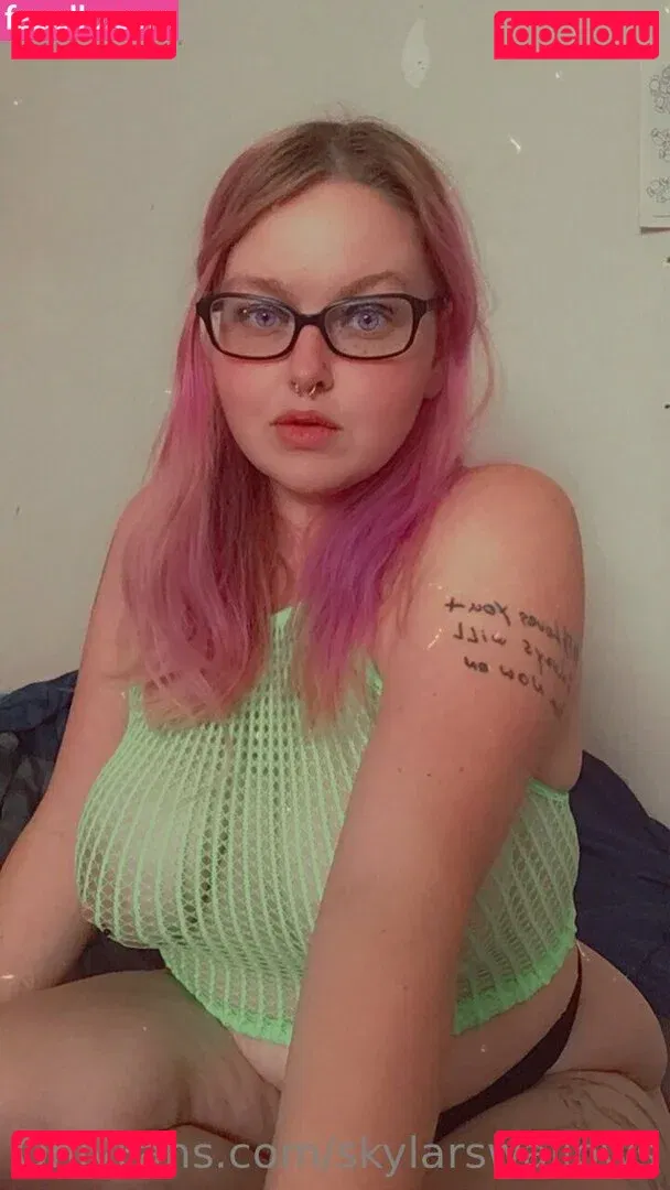 skylarswallows Onlyfans Photo Gallery 