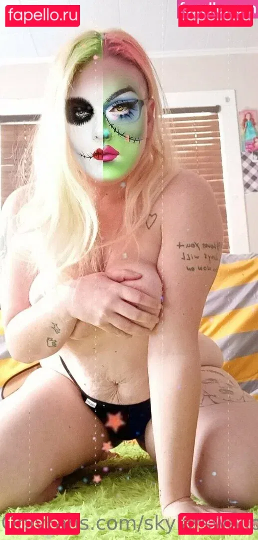 skylarswallows Onlyfans Photo Gallery 