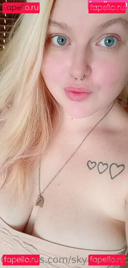 skylarswallows Onlyfans Photo Gallery 