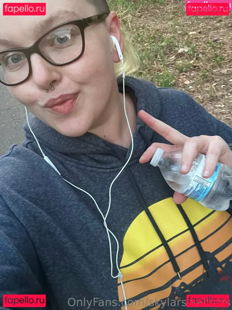 skylarswallows Onlyfans Photo Gallery 