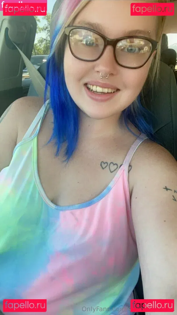 skylarswallows Onlyfans Photo Gallery 