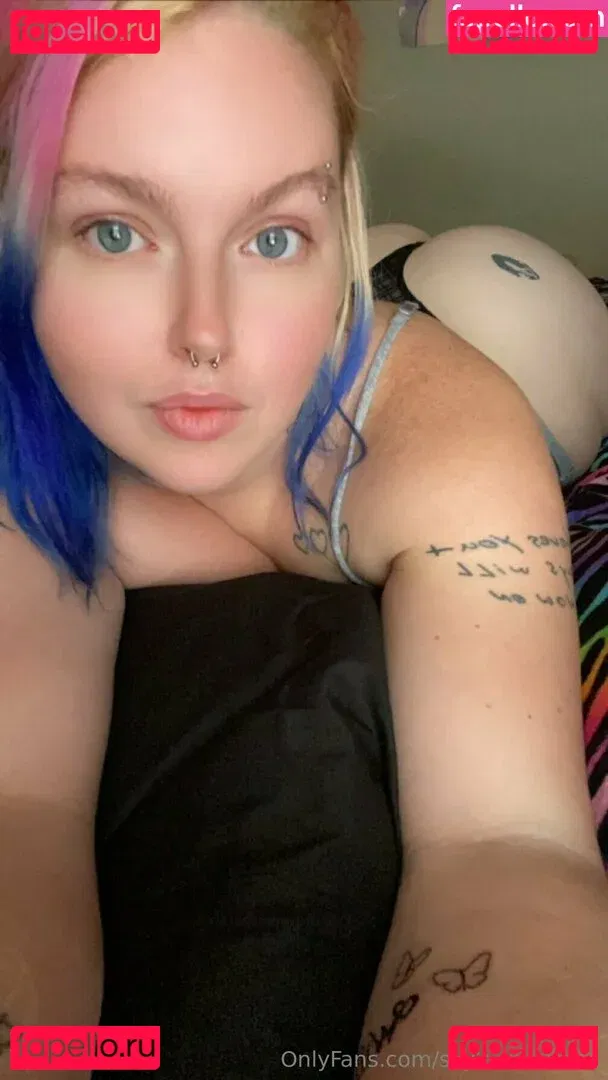 skylarswallows Onlyfans Photo Gallery 