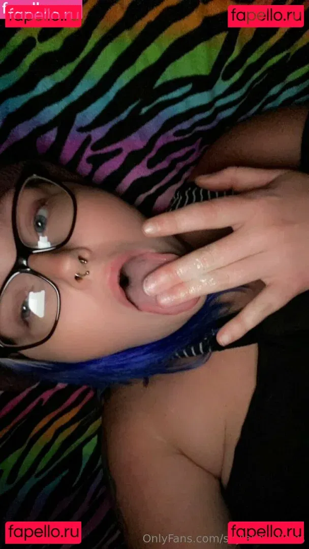 skylarswallows Onlyfans Photo Gallery 