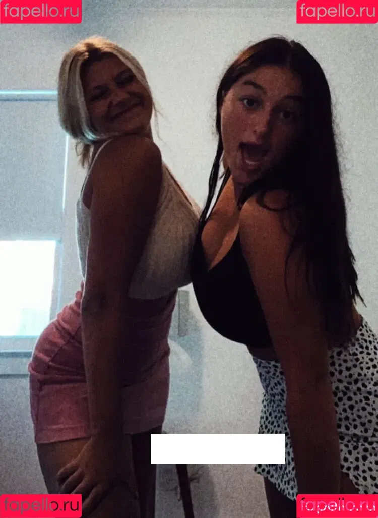 Nicolette Onlyfans Photo Gallery 