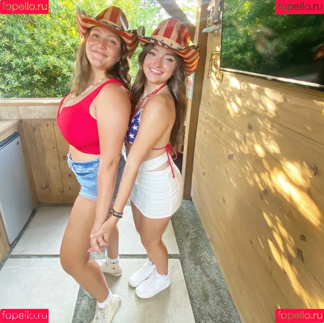 Nicolette Onlyfans Photo Gallery 