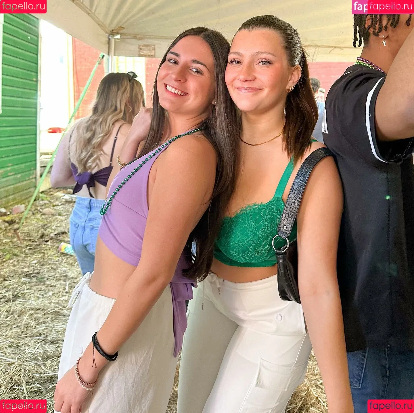 Nicolette Onlyfans Photo Gallery 