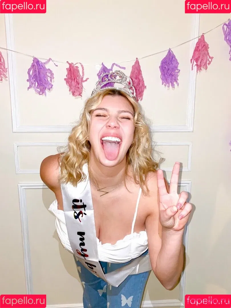 Nicolette Onlyfans Photo Gallery 