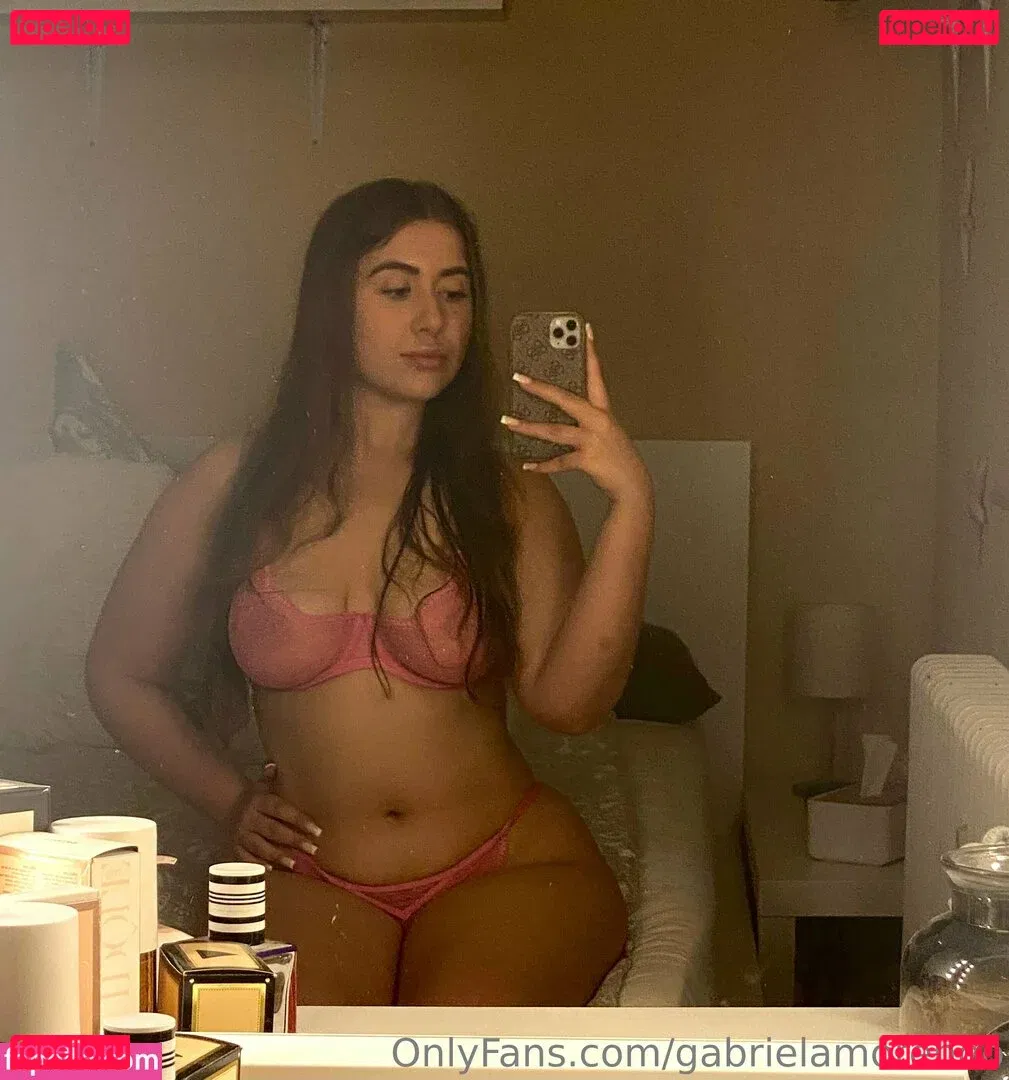 gabrielamorenoo Onlyfans Photo Gallery 