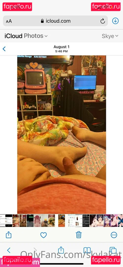 skylakat Onlyfans Photo Gallery 