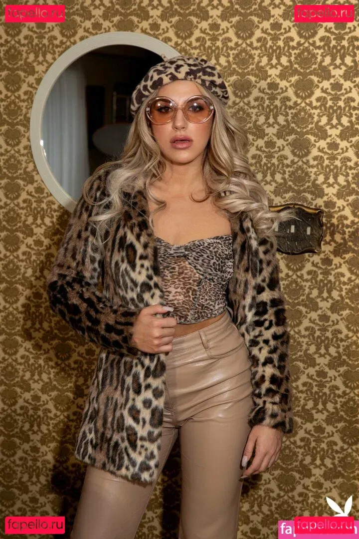 Bella Laya Onlyfans Photo Gallery 