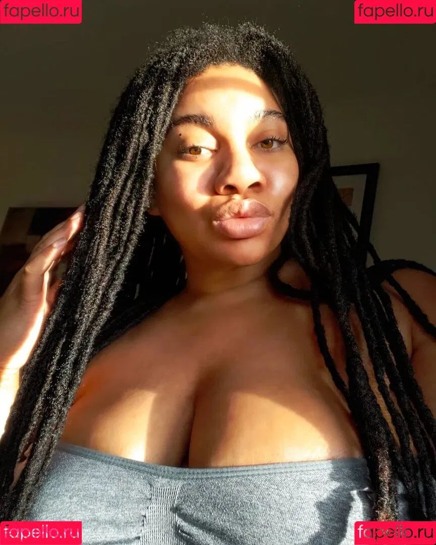 LockedHoneyPrincess Onlyfans Photo Gallery 