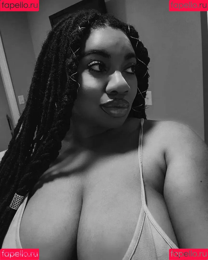 LockedHoneyPrincess Onlyfans Photo Gallery 