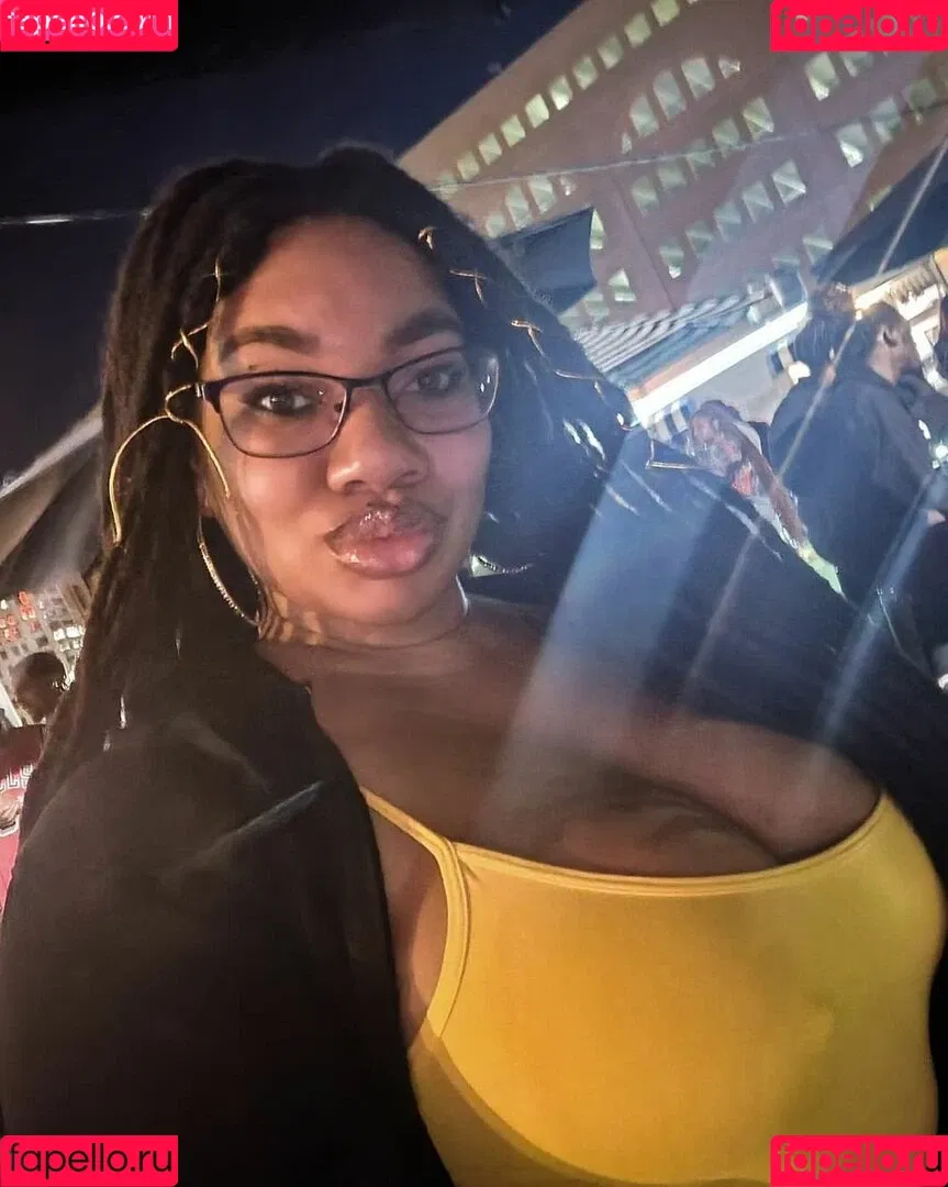LockedHoneyPrincess Onlyfans Photo Gallery 