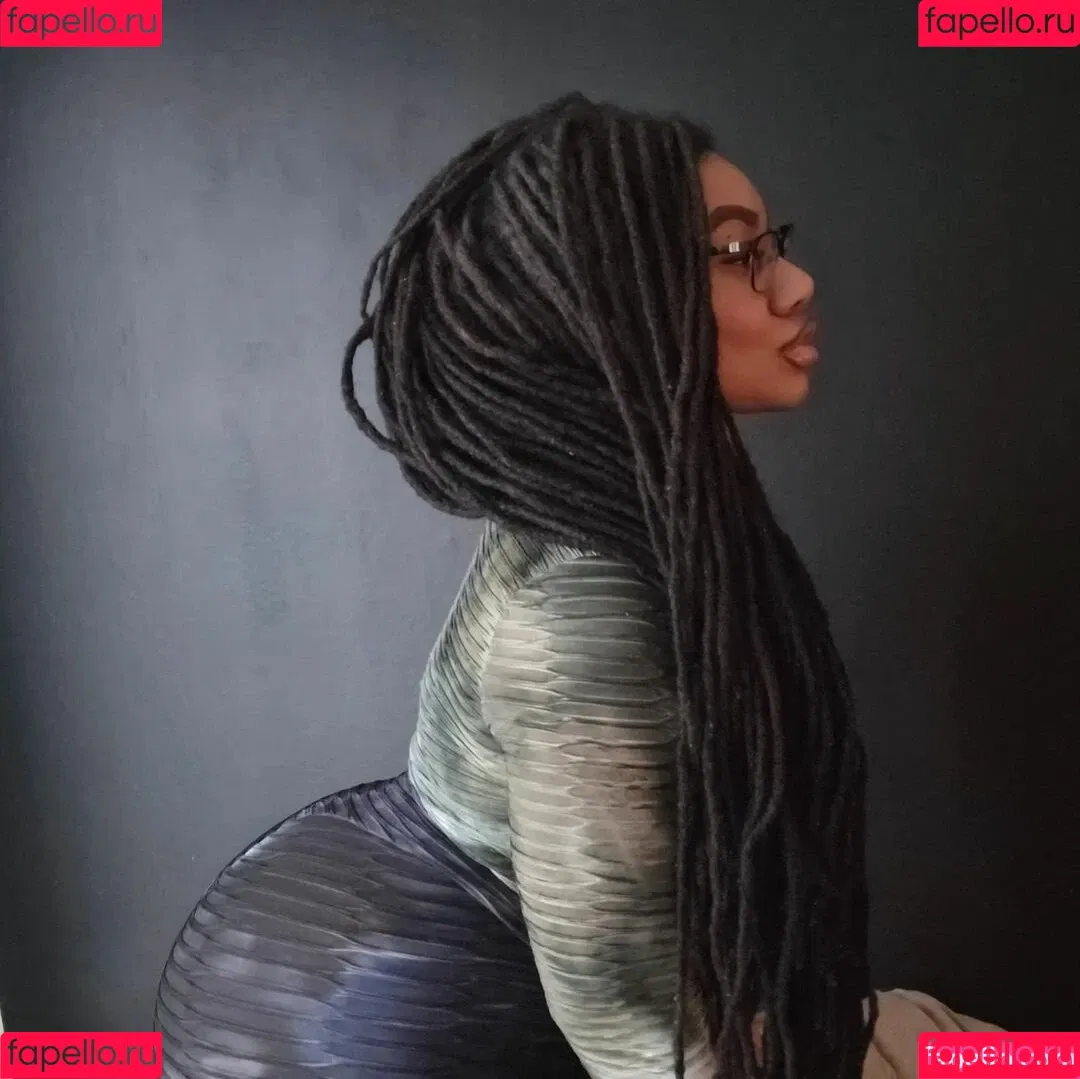 LockedHoneyPrincess Onlyfans Photo Gallery 