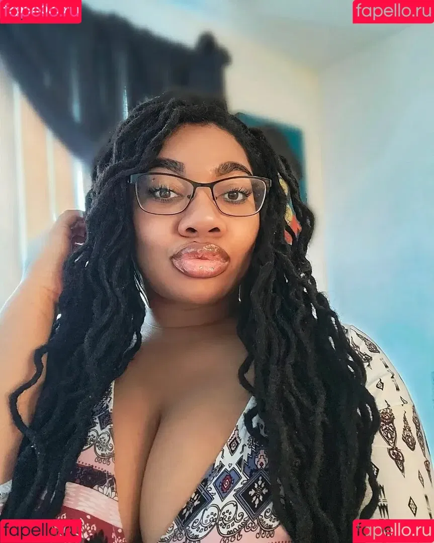 LockedHoneyPrincess Onlyfans Photo Gallery 