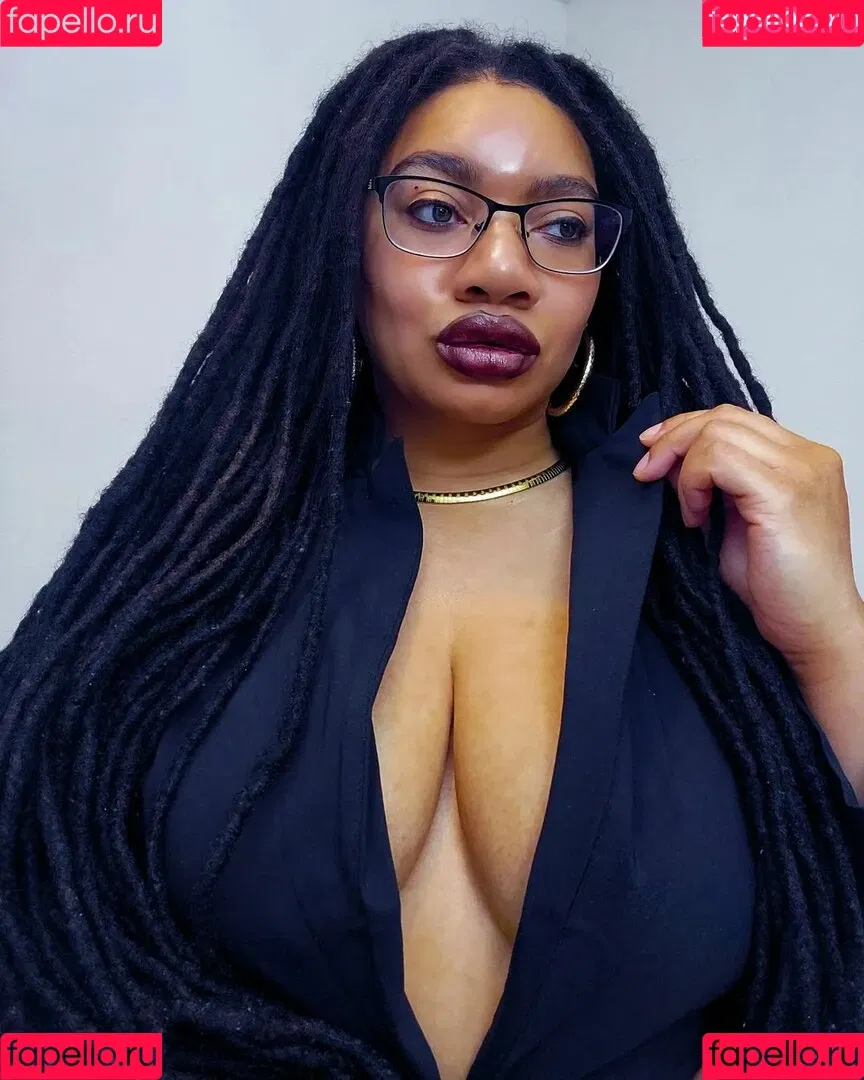 LockedHoneyPrincess Onlyfans Photo Gallery 