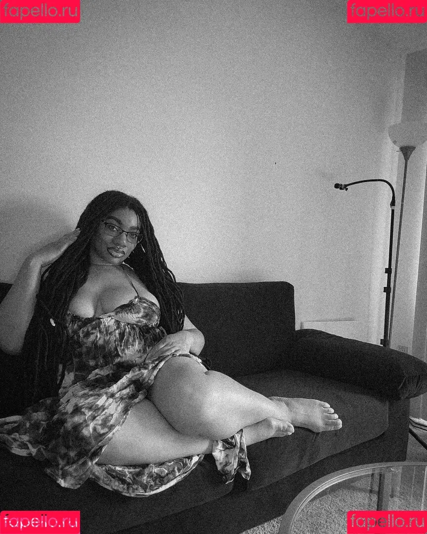 LockedHoneyPrincess Onlyfans Photo Gallery 
