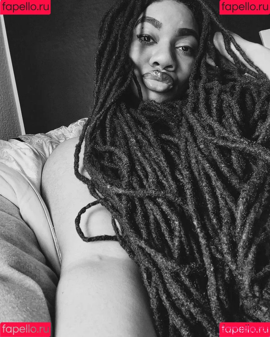 LockedHoneyPrincess Onlyfans Photo Gallery 