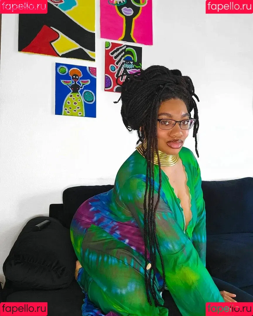 LockedHoneyPrincess Onlyfans Photo Gallery 