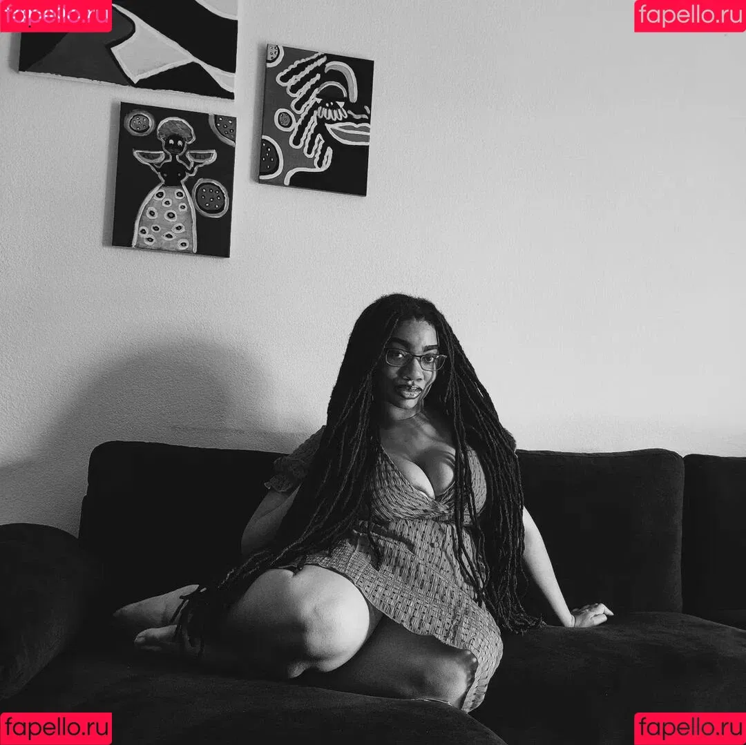 LockedHoneyPrincess Onlyfans Photo Gallery 